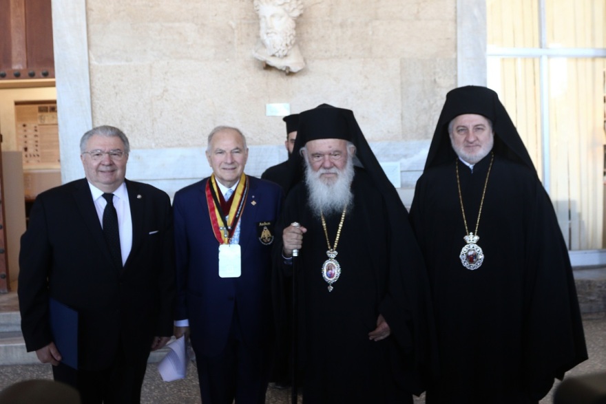 Συνεχίζεται σήμερα για δεύτερη ημέρα το 4ο Διεθνές Συνέδριο των Αρχόντων του Οικουμενικού Θρόνου