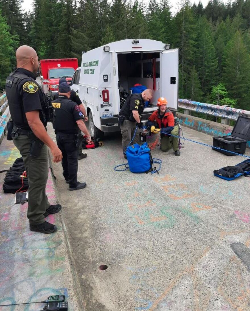 ΗΠΑ: Άγιο είχε 19χρονος που έπεσε σε φαράγγι 120 μέτρων - Υπέστη μόνο ελαφρά τραύματα