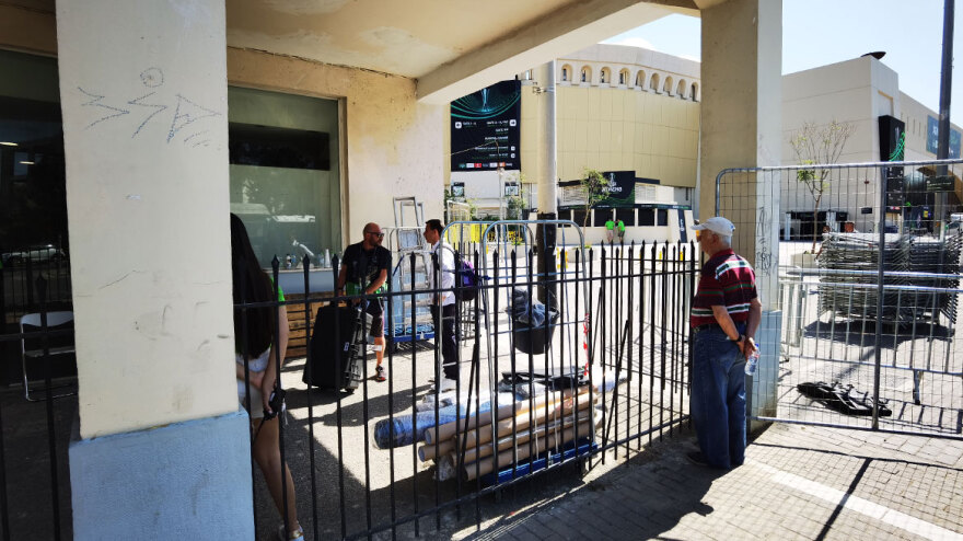  Conference League: Σε ρυθμούς τελικού η Νέα Φιλαδέλφεια - Κιγκλιδώματα, διαπιστεύσεις και κλειστά σχολεία 