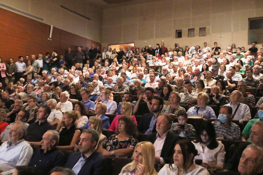 Μανώλης Χριστοδουλάκης: Να σηκώσουμε το ΠΑΣΟΚ ξανά ψηλά