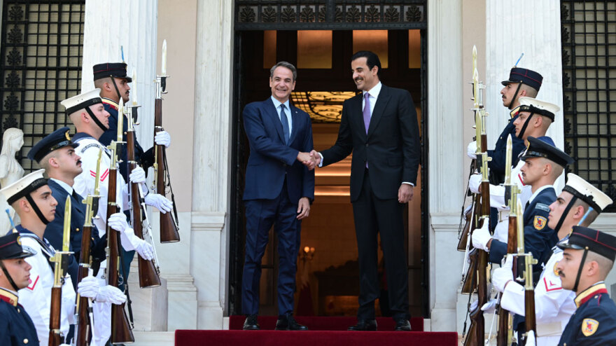 Με Μητσοτάκη και Σακελλαροπούλου συναντήθηκε ο Εμίρης του Κατάρ - Δείτε φωτογραφίες 