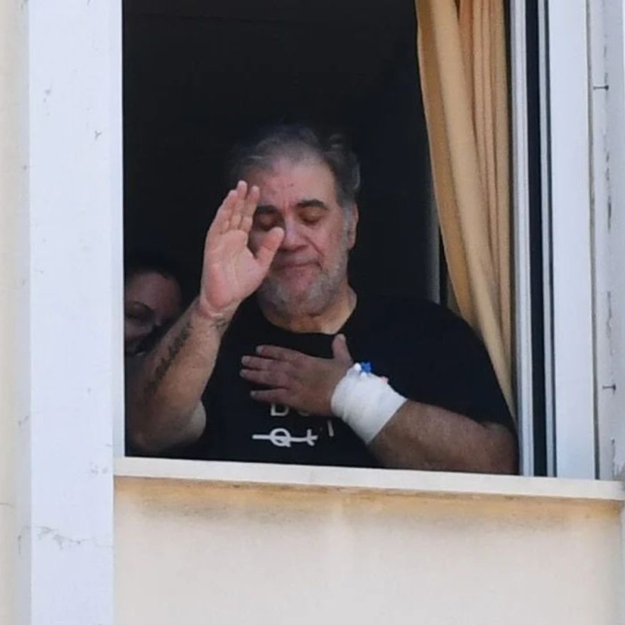 Δημήτρης Σταρόβας: Εξιτήριο για τον καλλιτέχνη - Με δάκρυα στα μάτια, ευχαριστούσε για τη συμπαράσταση