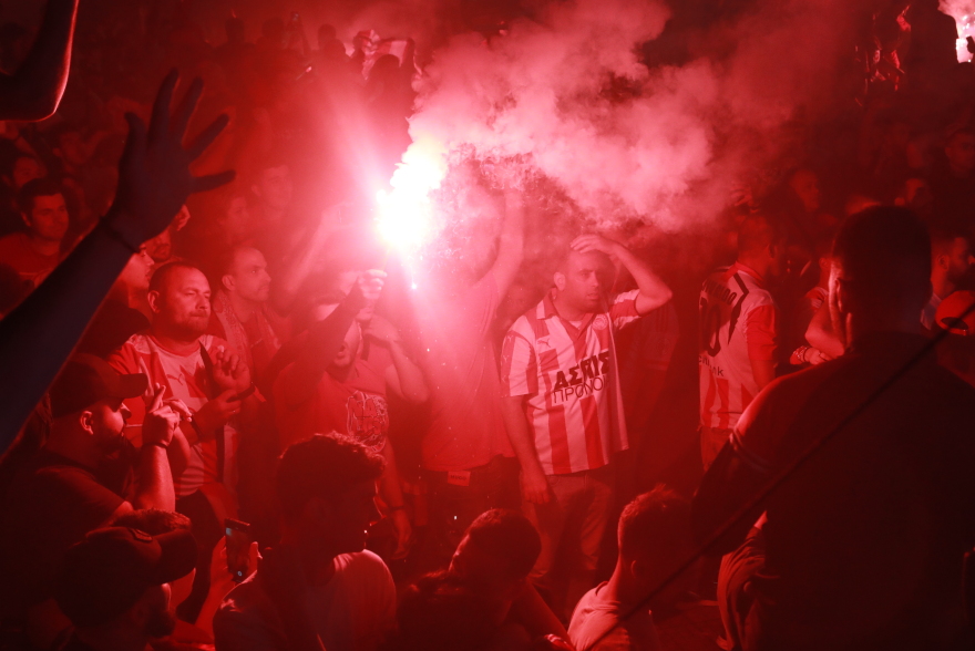 Ολυμπιακός: Δείτε τι έγινε στον Πειραιά τη στιγμή που έκανε το 1-0 με τη Φιορεντίνα