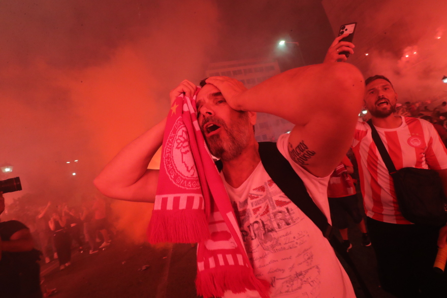 Ολυμπιακός: Δείτε τι έγινε στον Πειραιά τη στιγμή που έκανε το 1-0 με τη Φιορεντίνα