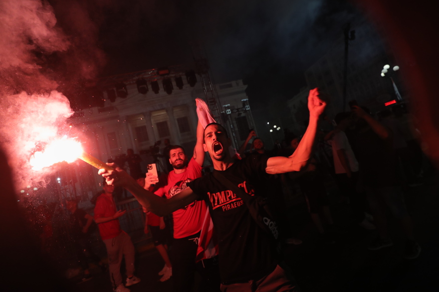 Ολυμπιακός: Δείτε τι έγινε στον Πειραιά τη στιγμή που έκανε το 1-0 με τη Φιορεντίνα