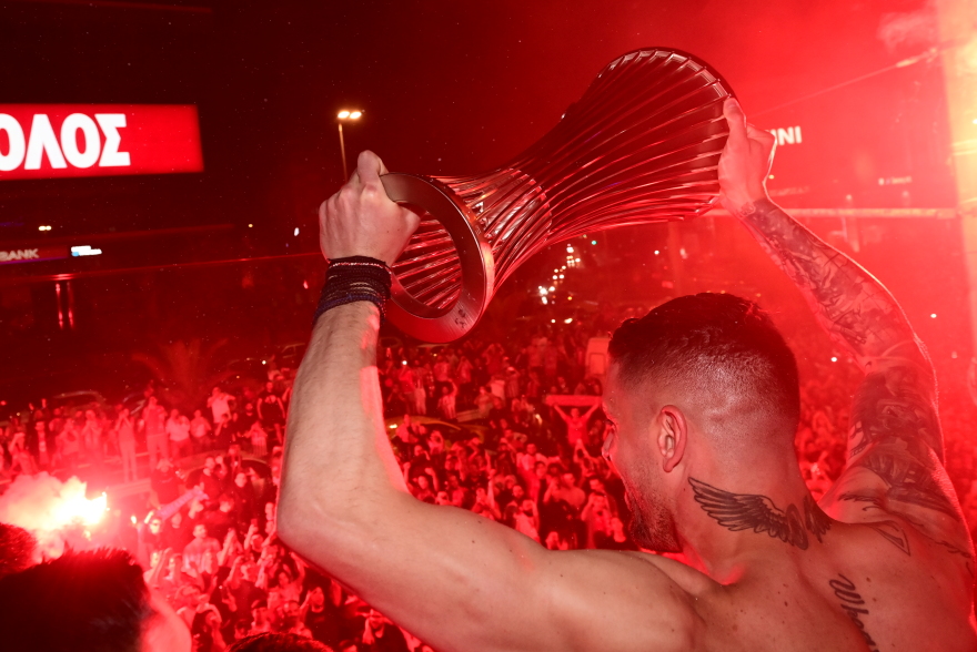 Ολυμπιακός: Δείτε τι έγινε στον Πειραιά τη στιγμή που έκανε το 1-0 με τη Φιορεντίνα