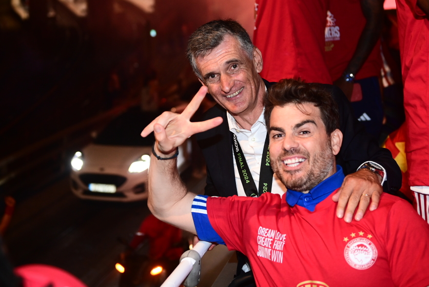 Ολυμπιακός: Δείτε τι έγινε στον Πειραιά τη στιγμή που έκανε το 1-0 με τη Φιορεντίνα