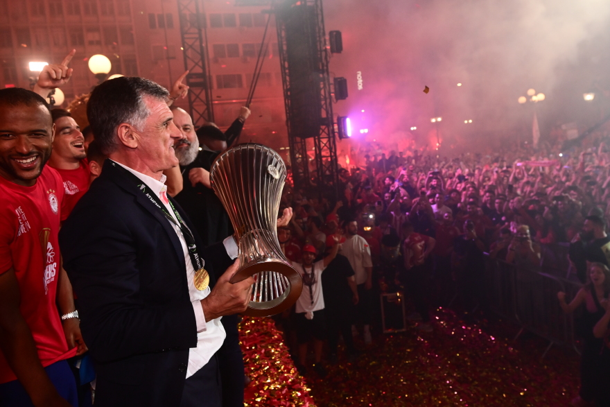 Ολυμπιακός: Δείτε τι έγινε στον Πειραιά τη στιγμή που έκανε το 1-0 με τη Φιορεντίνα