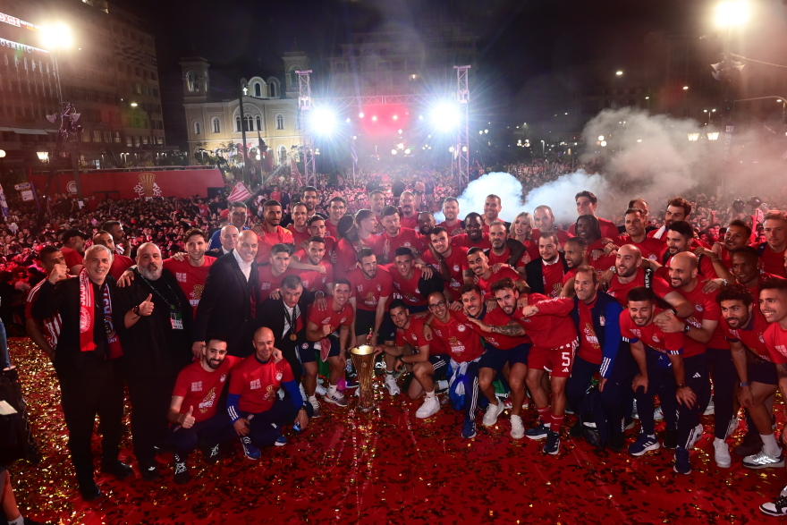 Ολυμπιακός: Δείτε τι έγινε στον Πειραιά τη στιγμή που έκανε το 1-0 με τη Φιορεντίνα