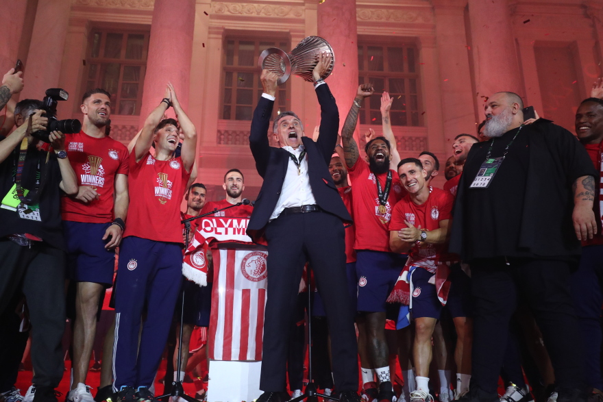 Ολυμπιακός: Δείτε τι έγινε στον Πειραιά τη στιγμή που έκανε το 1-0 με τη Φιορεντίνα