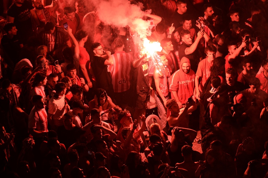 Ολυμπιακός: Δείτε τι έγινε στον Πειραιά τη στιγμή που έκανε το 1-0 με τη Φιορεντίνα