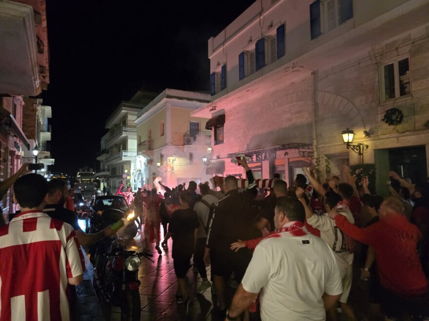 Ολυμπιακός: Δείτε τι έγινε στον Πειραιά τη στιγμή που έκανε το 1-0 με τη Φιορεντίνα