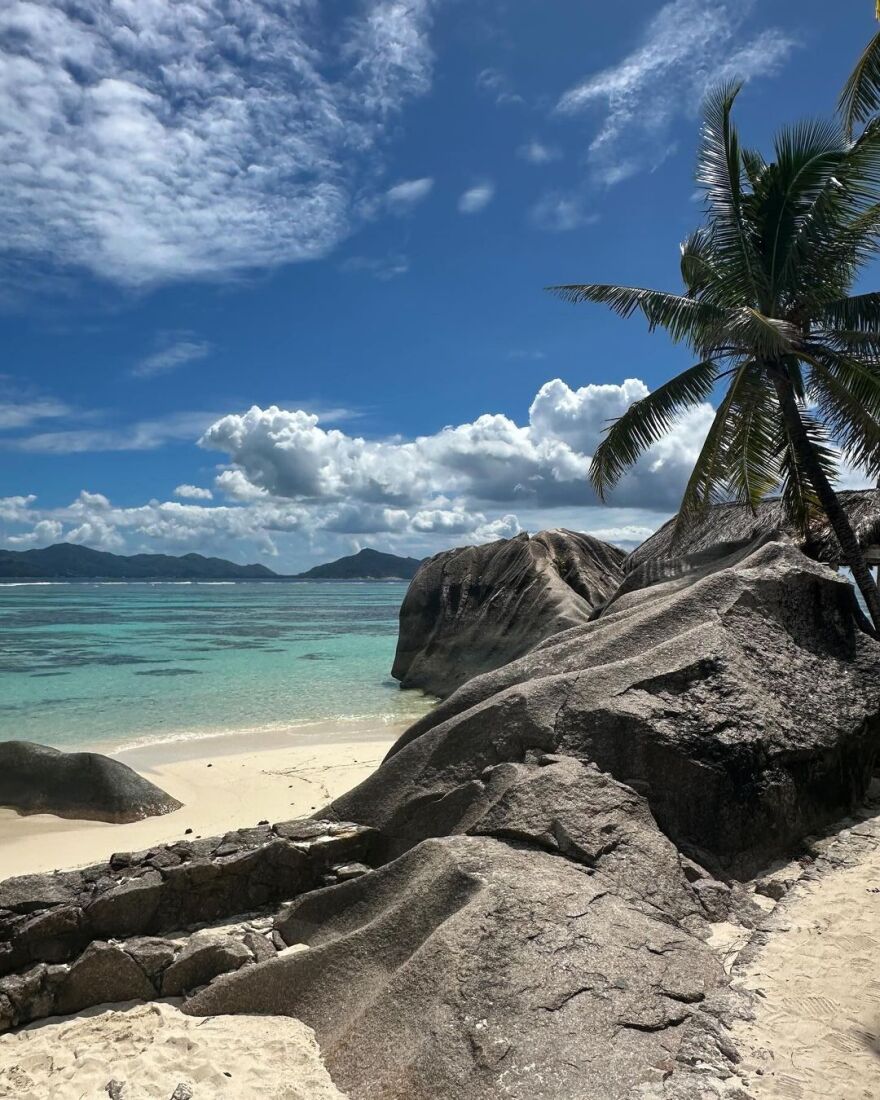 Τάσος Μπακασέτας: Το ταξίδι με τη σύντροφό του, Σπυριδούλα Ανδριώτη στις Σεϋχέλλες