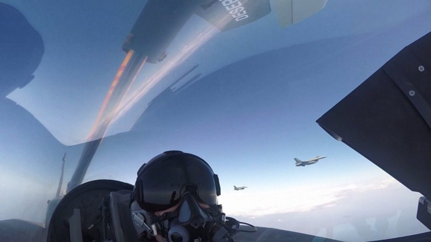 Συνεκπαίδευση μαχητικών της Πολεμικής Αεροπορίας με αεροσκάφη της Ισραηλινής Πολεμικής Αεροπορίας - Φωτογραφίες