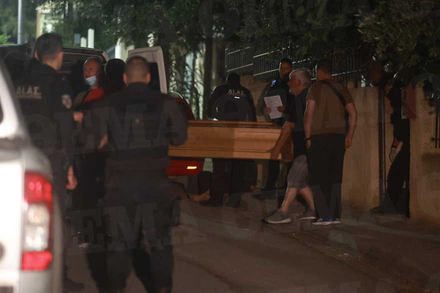 Θρίλερ στα Λιόσια με απανθρακωμένη σορό άνδρα - Εξετάζεται αν τον σκότωσε ο γιος του