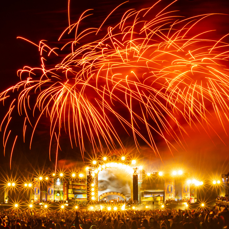 Η μυθική εμπειρία Tomorrowland 2024 σε περιμένει