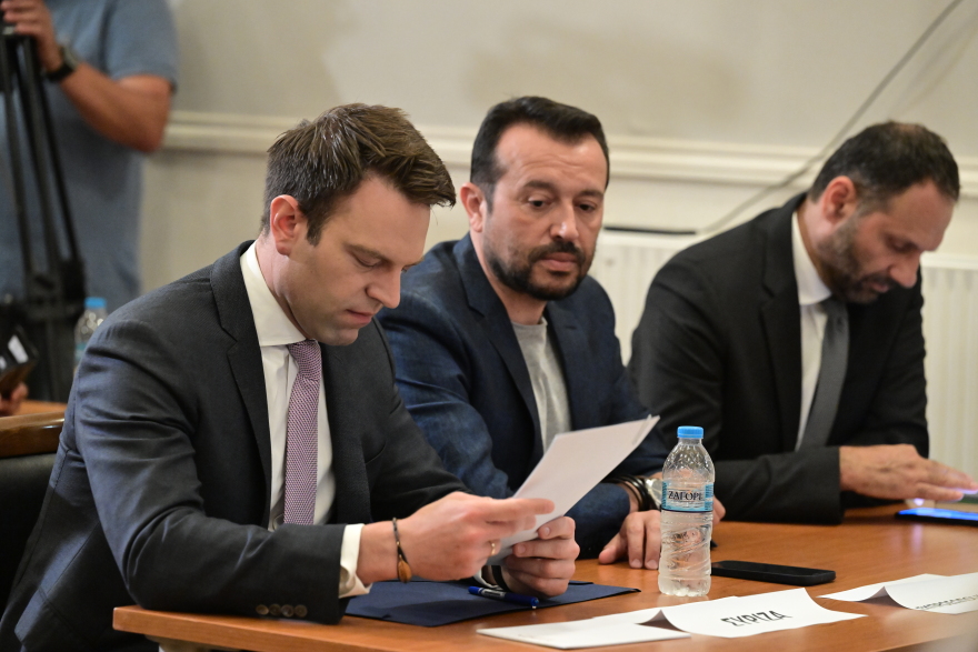 Επαγγελματίες: Προσφυγή στο ΣτΕ και κάλεσμα διαμαρτυρίας στην κάλπη για το φορολογικό