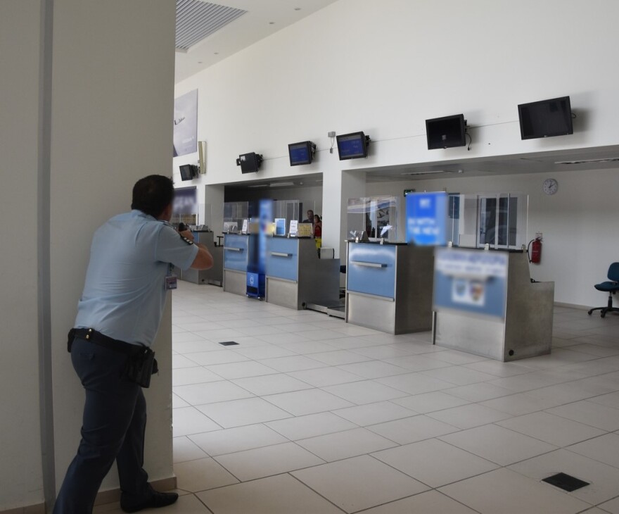 Αλεξανδρούπολη: Άσκηση με περιστατικό ομηρίας υλοποιήθηκε στο αεροδρόμιο - Φωτογραφίες