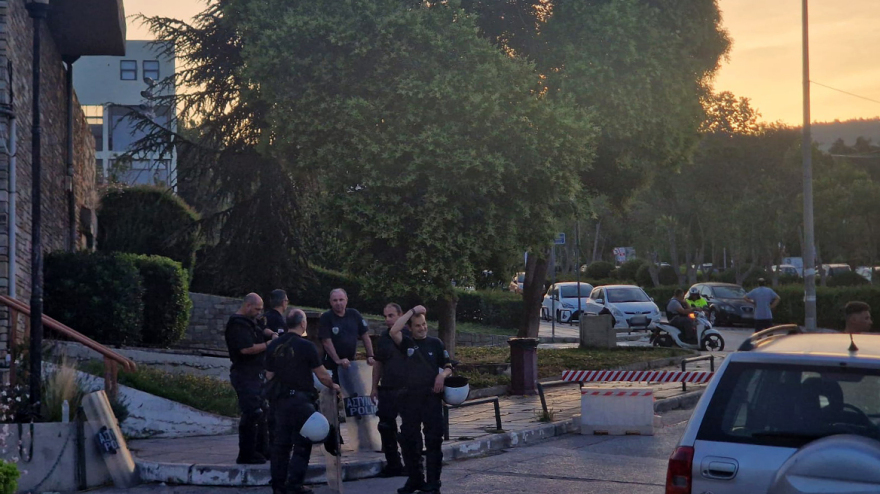 ΑΠΘ: Εκκενώθηκε κατάληψη από το στέκι Primavera - Δείτε βίντεο και φωτογραφίες