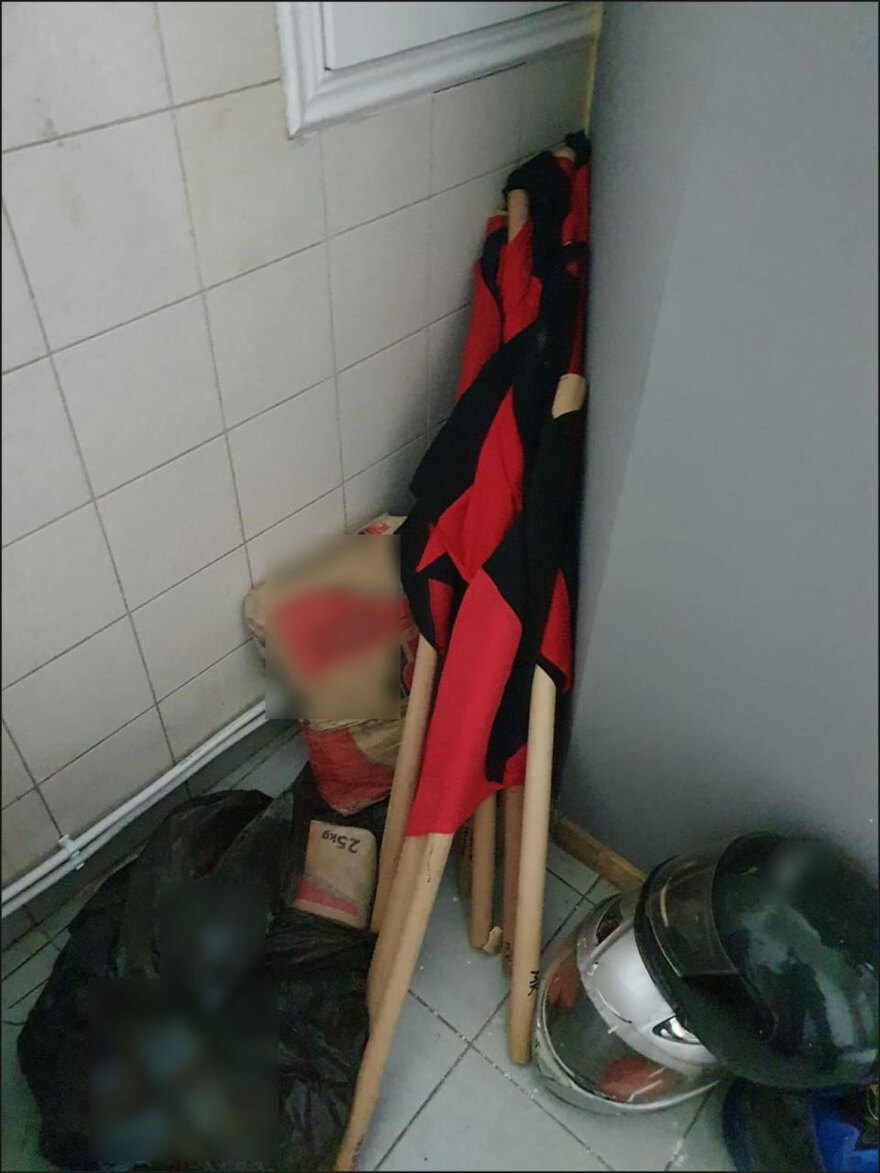 Λοστούς, κοντάρια και κράνη βρήκαν στην κατάληψη στο στέκι Primavera του ΑΠΘ – Δείτε φωτογραφίες