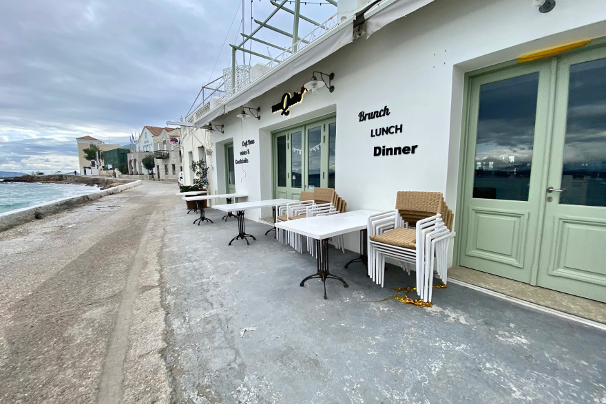 Λεφτά, μετοχές, super car  και μεγάλα χρέη στον πίνακα που παρουσίασε ως «Πόθεν Έσχες» ο Κασσελάκης 