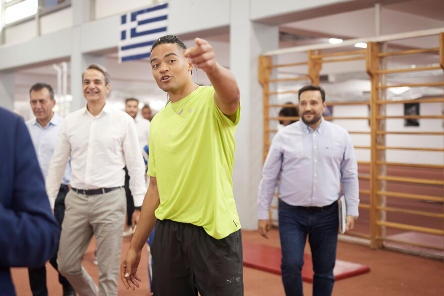 Μητσοτάκης: Συνάντησε Τεντόγλου και Καραλή στο ΟΑΚΑ - «Ενθαρρυντικό ότι οι πρωταθλητές μας εκφράζουν ικανοποίηση»