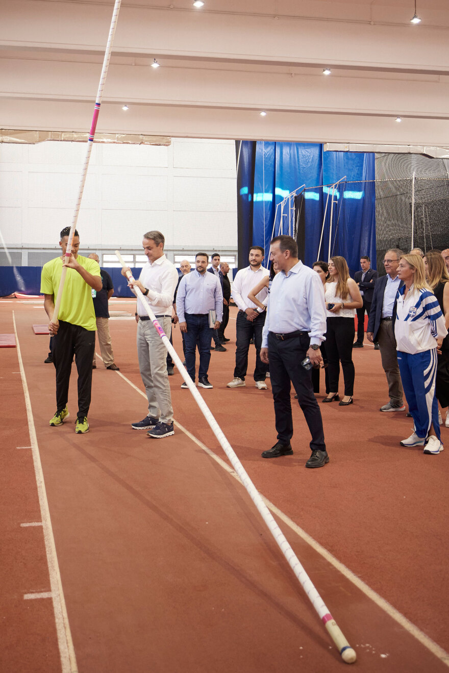 Μητσοτάκης: Συνάντησε Τεντόγλου και Καραλή στο ΟΑΚΑ - «Ενθαρρυντικό ότι οι πρωταθλητές μας εκφράζουν ικανοποίηση»