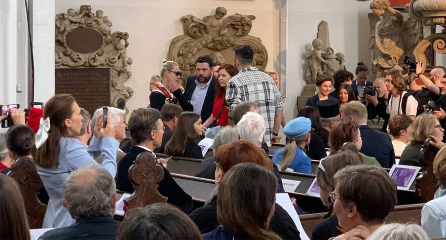 Εκδηλώσεις μνήμης για την επέτειο των γενεθλίων του Ναβάλνι στη Ρωσία και στο εξωτερικό