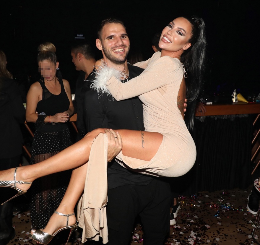 Ζέτα Θεοδωροπούλου: Περνά το καλοκαίρι με τα παιδιά της, μετά τον χωρισμό με τον Παναγιώτη Ταχτσίδη 