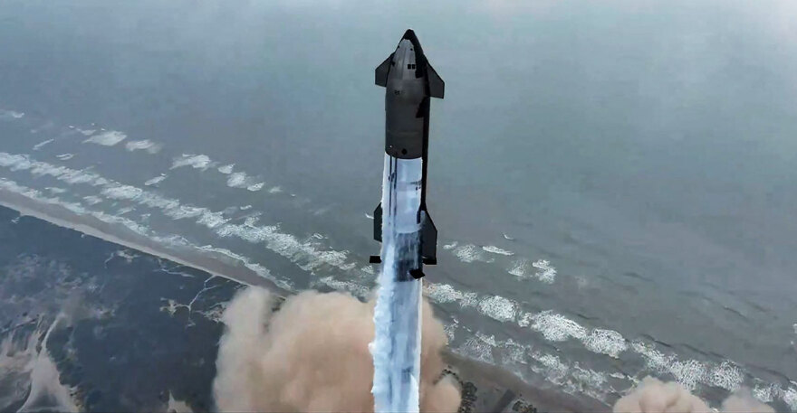 Στη Γη ξανά το γιγαντιαίο Starship της Space X – Ενθουσιασμένος ο Μασκ, παρά τα μικρά προβλήματα