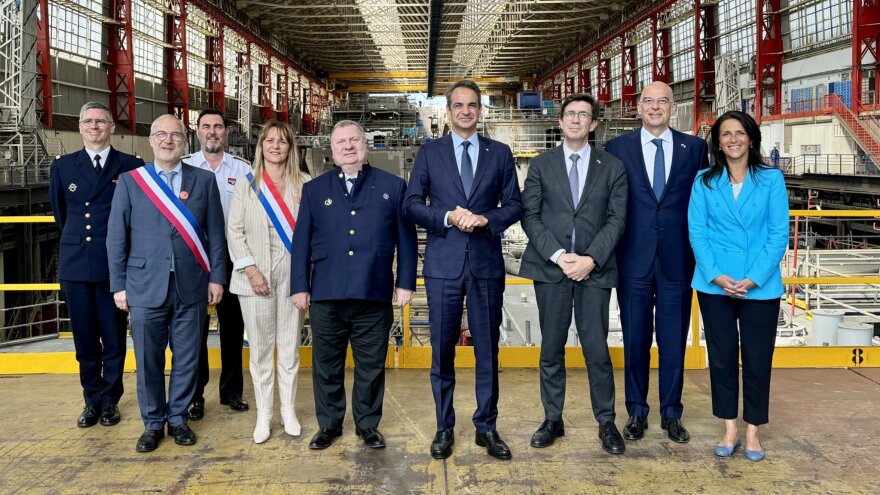 Κυριάκος Μητσοτάκης: Στα ναυπηγεία του Λοριάν για τις φρεγάτες Belh@rra - Δείτε βίντεο και φωτογραφίες