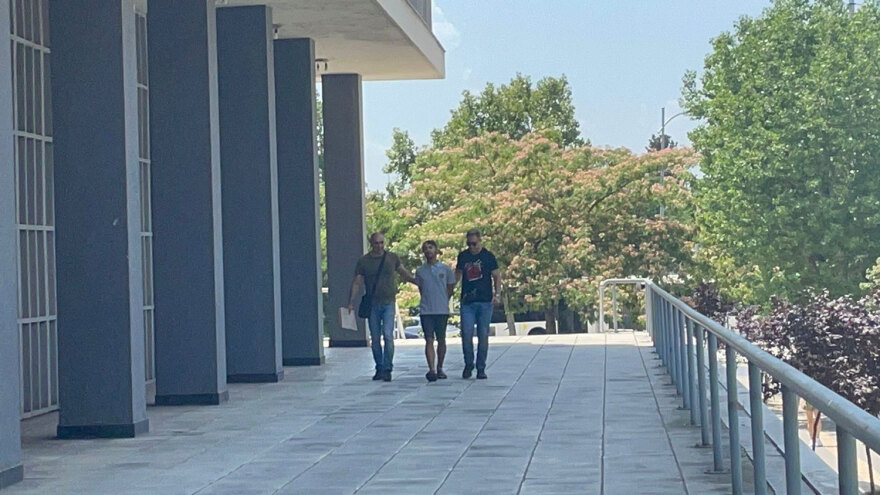 Θεσσαλονίκη: Κακουργηματική δίωξη στον 25χρονο για τη φωτιά στο Σέιχ Σου - «Άγνωστοι με έγδυσαν και μου έβαλαν φωτιά»