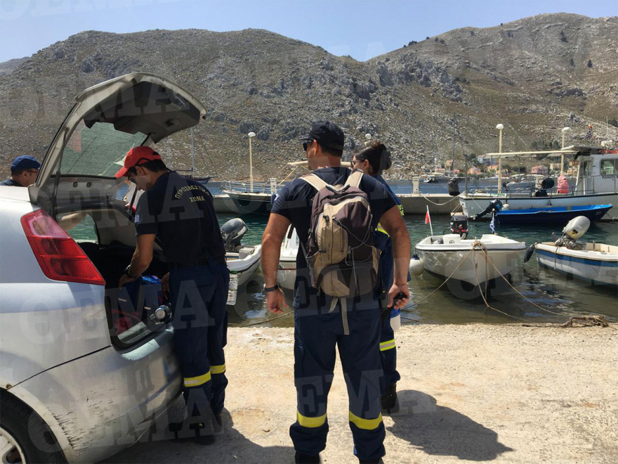 Σύμη: Ο παρουσιαστής του BBC φεύγει από το Πέδι και κατευθύνεται μόνος στο βουνό - Βίντεο ντοκουμέντο