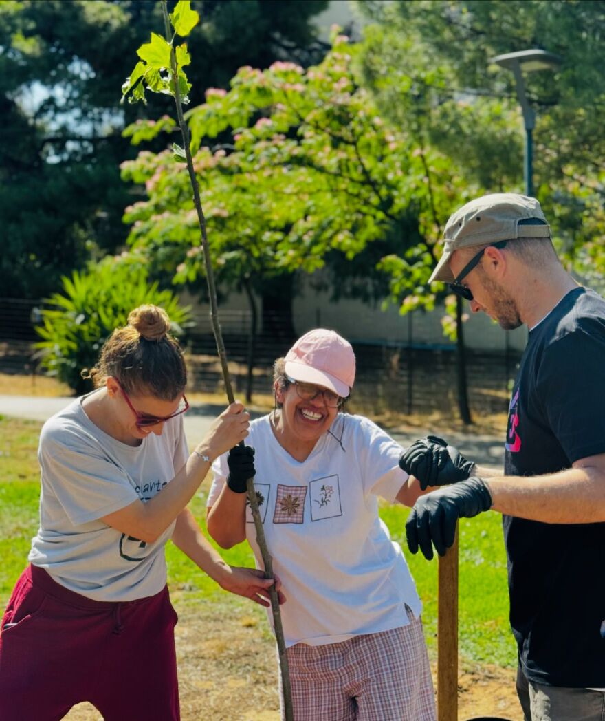 Γεμίζει το ΟΑΚΑ για τους Coldplay - Έτοιμοι να «βάλουν φωτιά» μπροστά σε 60.000 κόσμο