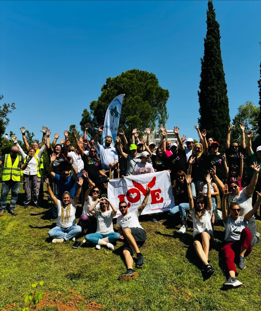 Γεμίζει το ΟΑΚΑ για τους Coldplay - Έτοιμοι να «βάλουν φωτιά» μπροστά σε 60.000 κόσμο