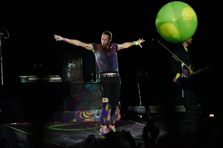 Coldplay: Το συγκρότημα που «έριξε» το ΟΑΚΑ - Δείτε βίντεο και φωτογραφίες