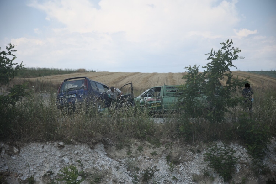 Λάρισα: Καραμπόλα τεσσάρων οχημάτων με τρεις τραυματίες – Δείτε φωτογραφίες