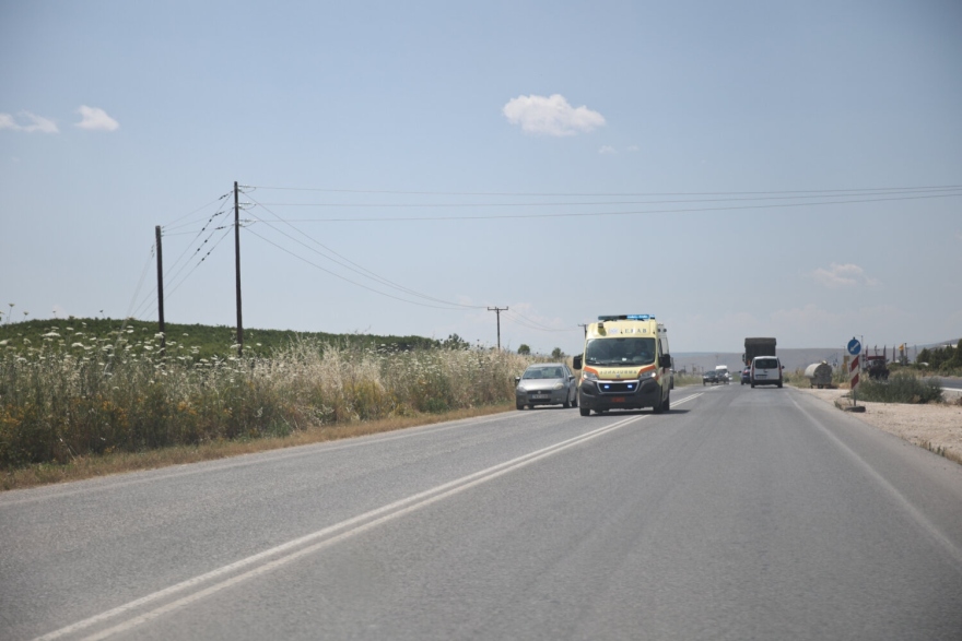 Λάρισα: Καραμπόλα τεσσάρων οχημάτων με τρεις τραυματίες – Δείτε φωτογραφίες