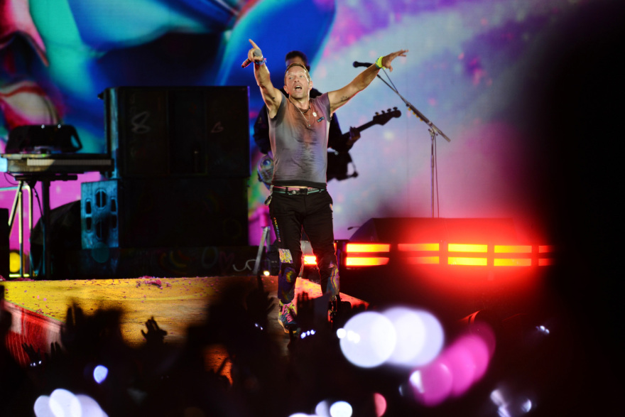 Coldplay: Το συγκρότημα που «έριξε» το ΟΑΚΑ - Δείτε βίντεο και φωτογραφίες