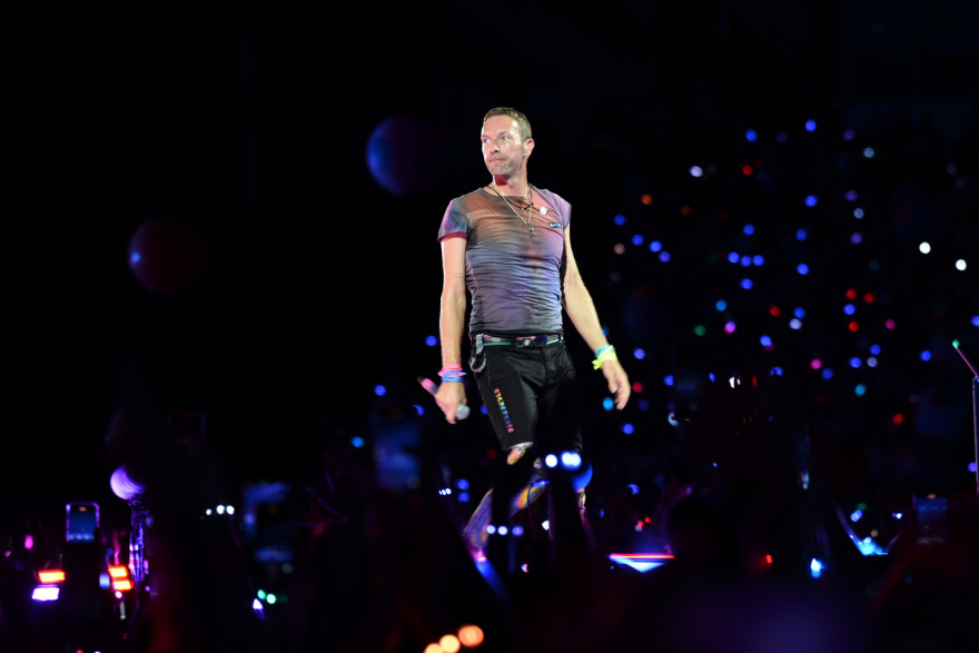 Coldplay: Το συγκρότημα που «έριξε» το ΟΑΚΑ - Δείτε βίντεο και φωτογραφίες