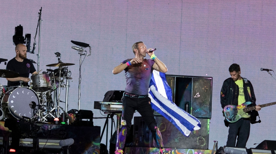 ΟΑΚΑ: Βίντεο από το «ευχαριστώ» των Coldplay στα ελληνικά - Όλα όσα ζήσαμε στην ιστορική συναυλία 
