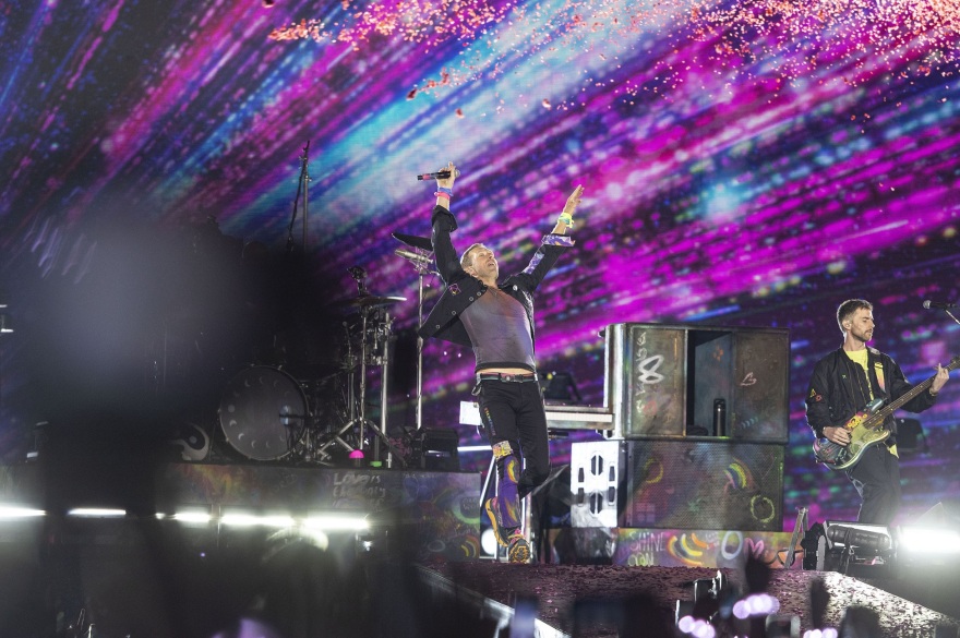 ΟΑΚΑ: Βίντεο από το «ευχαριστώ» των Coldplay στα ελληνικά - Όλα όσα ζήσαμε στην ιστορική συναυλία 
