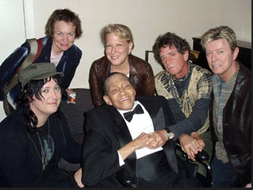 Anohni: Ποια είναι η τρανσέξουαλ τραγουδοποιός, για χάρη της οποίας έρχεται η Μαρίνα Αμπράμοβιτς στην Αθήνα