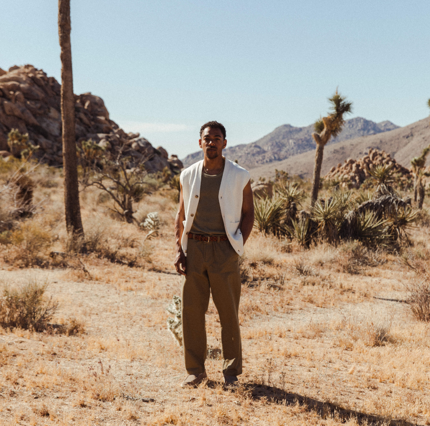 Βρήκαμε την ανδρική συλλογή ρούχων που εκφράζει την απόλυτη ελευθερία