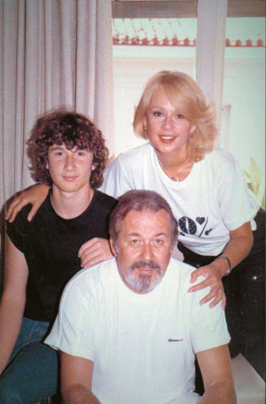 Γιάννης Παπαμιχαήλ: Από τους «δαίμονες» στην αγκαλιά της ωραίας Ελένης με βαριά κληρονομιά 