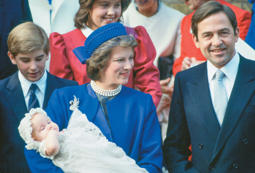 «The Crown» αλά ελληνικά: Ο γάμος της Θεοδώρας Γκρις άργησε τέσσερα χρόνια