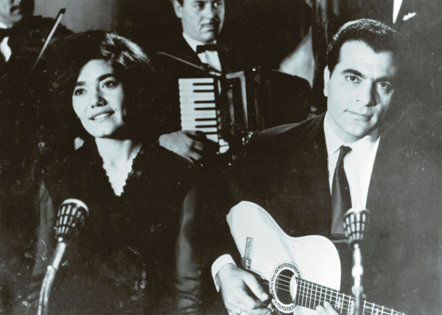 Η ζωή του όλη γίνεται ταινία: Πώς ο Χρήστος Μάστορας έγινε Στέλιος Καζαντζίδης