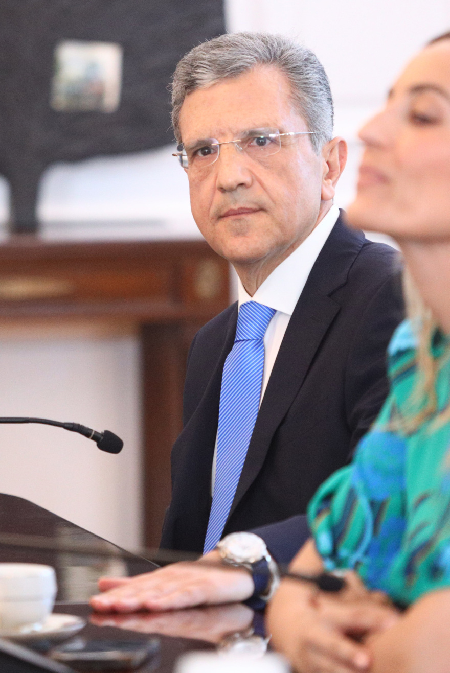 Συνάντηση Μητσοτάκη με τους νέους ευρωβουλευτές της ΝΔ στο Μαξίμου – Δείτε φωτογραφίες