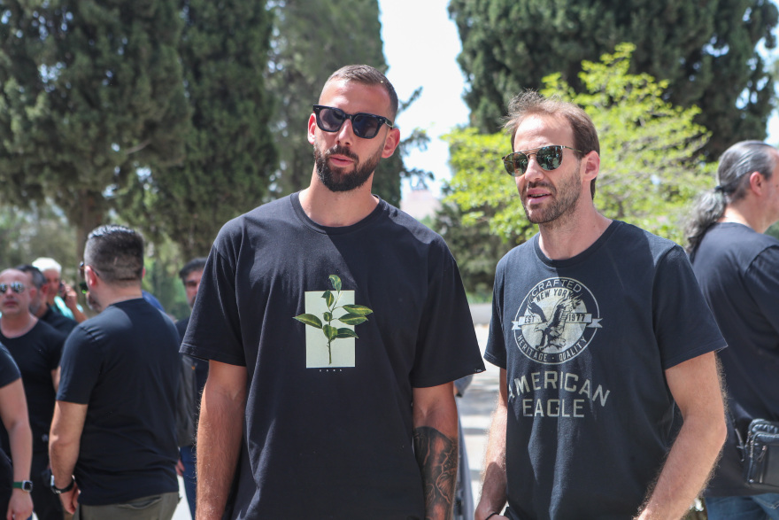 Παναθηναϊκός: Όλη η ομάδα στο «αντίο» στον Πάρη Δερμάνη - Δείτε φωτογραφίες