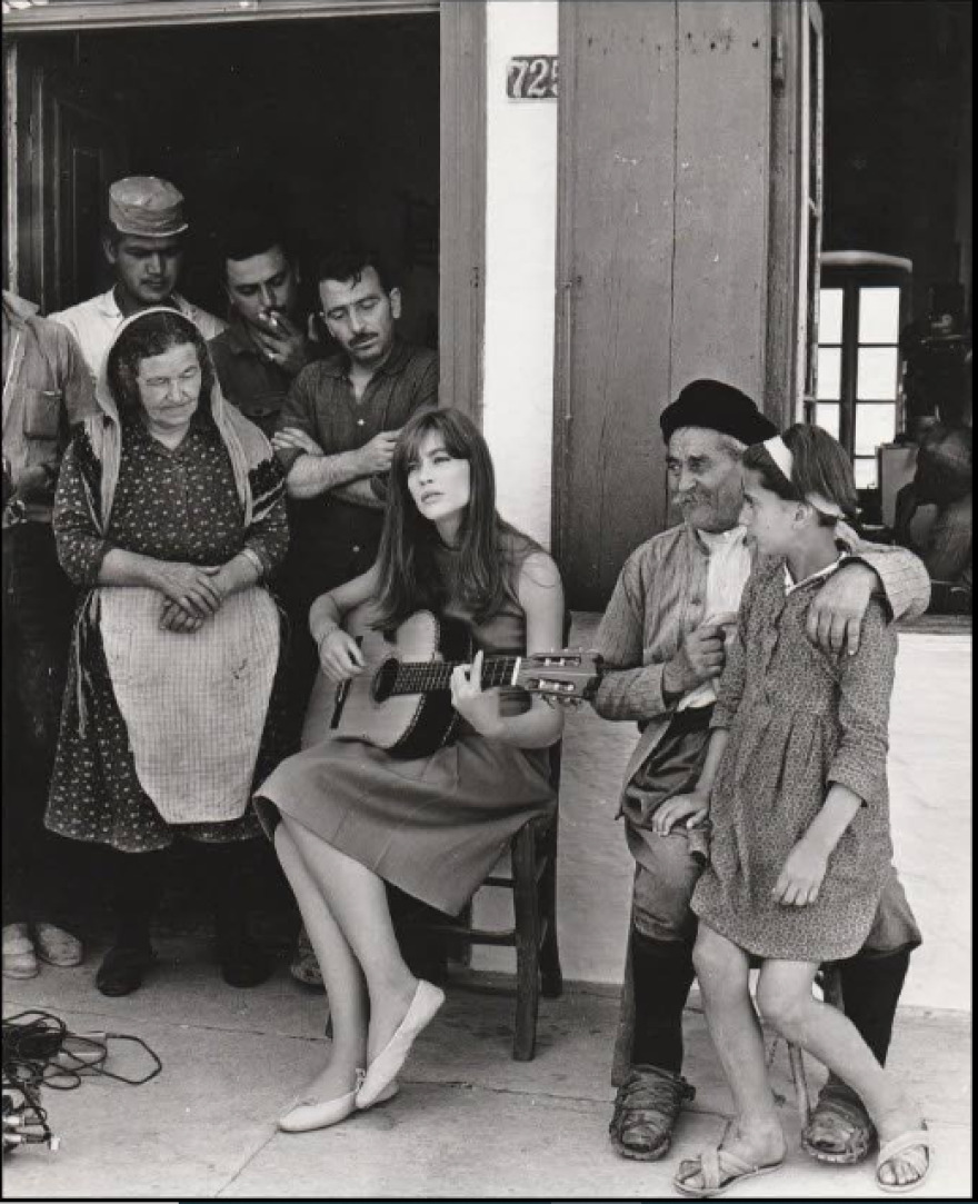 Όταν η Φρανσουάζ Αρντί έκανε γυρίσματα με την Τζένη Καρέζη στην Ελλάδα - Δείτε φωτογραφίες